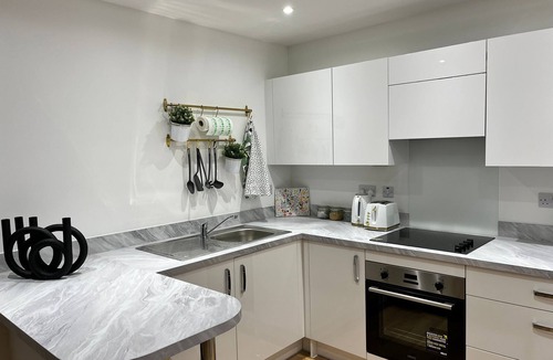 West Thurrock Apartment | A new, stylish apartment in the heart of West Thurrock, Lakeside. nn