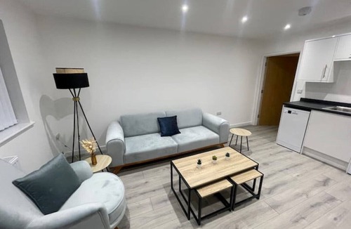 Headington House | A Newly Built 2023 Apartment