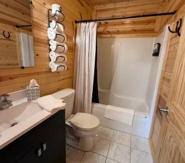 Hixton Hotel | A Night In Northfield