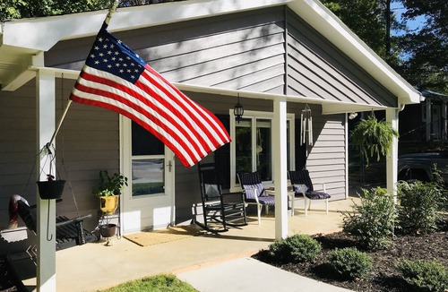 Canton House | A North Georgia getaway