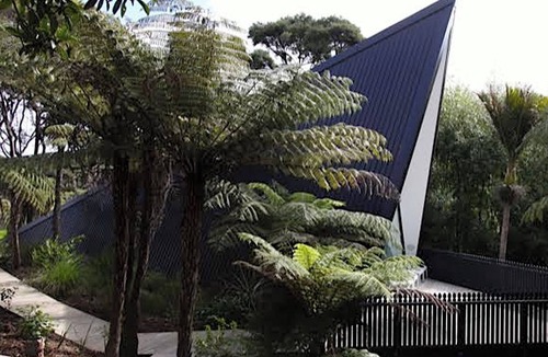 Ostend House | A NZ architects holiday home