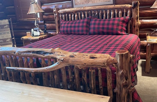 Drexel Cabin | A one-of-a-kind Log Lodge on over 200 acres of panoramic views & serene settings