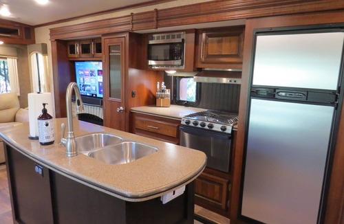 Sierra Vista Southeast House | A Park-Like 5 Acre Setting in the High Desert. Maximum 7 Night Stay.