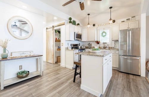 Wolcott House | A peaceful getaway awaits at this beautiful guest house located on Lake Ontario