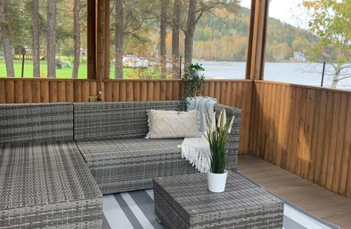 Degelis Cabin | A Peaceful Waterfront Escape - La Perle du Lac