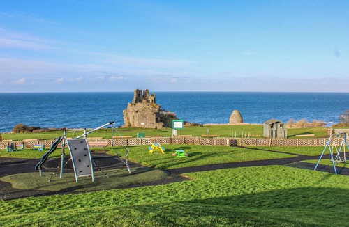Dunure Cottage | A perfect coastal getaway.