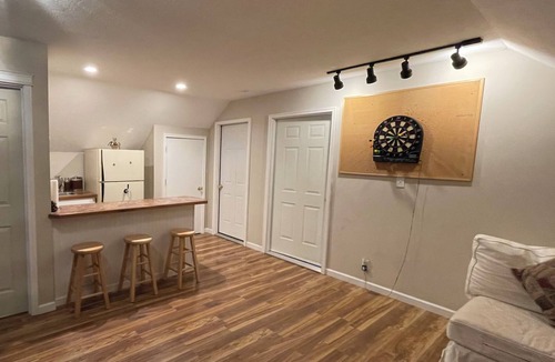 La Pine House | A Perfect Location to Get Away