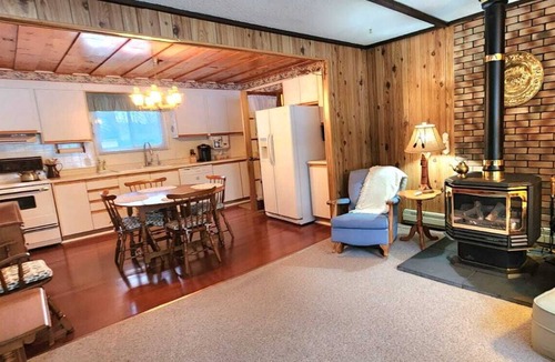 Dunsford House | A Perfect Waterfront House, 117 Clifford