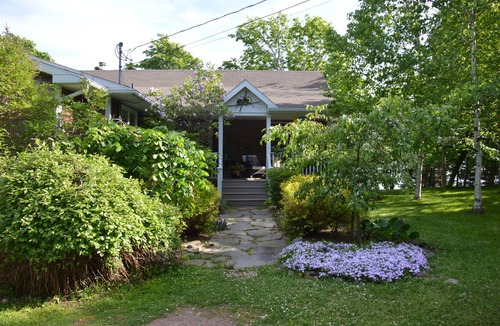 Antigonish House | A Piece of Heaven in Nova ScotianPrivate oceanfront setting on beautiful grounds