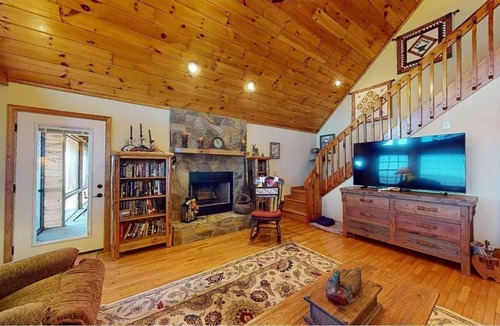 Brasstown Cabin | A Piece of Heaven