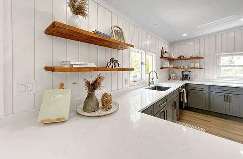 Riverton House | A Place of Grace - River Front