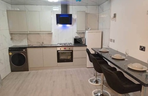 Dagenham Apartment | A Place To Dream And Rest