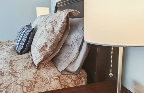 Virgil Bed & Breakfast | A poolside guest stay nested in a beautiful orchard along winery route