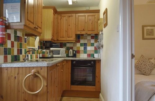 Launceston Cottage | A pretty 2 bedroom barn conversion set within an equestrian centre.