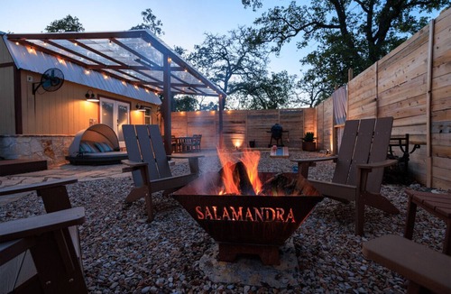 Wimberley Cabin | A+ Privacy | Romantic Lux | Sauna | Hot/Cold Pool