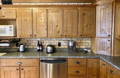 Minden Hills Cottage | A private Nature Retreat