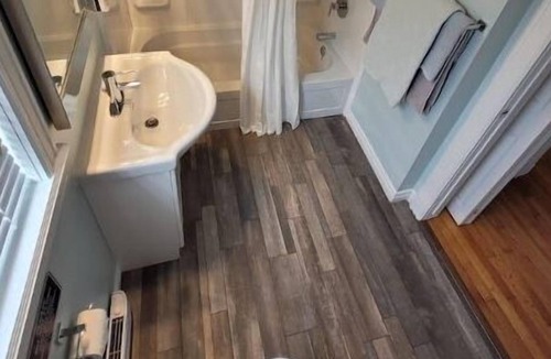 Clarke's Beach Cottage | A Private Paradise