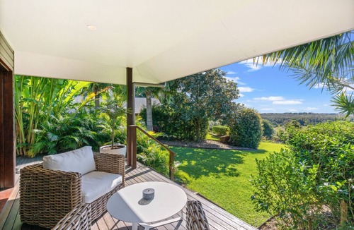 Ewingsdale Apartment | A Private Studio Retreat with Hinterland Views