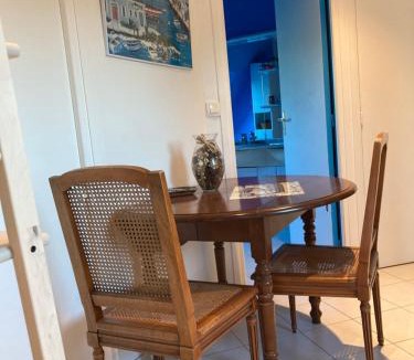 Cairon Apartment | A proximité des plages Normandes