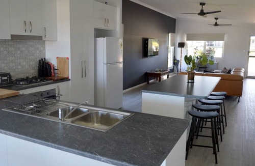 River Heads House | A Quiet Comfortable Vacation Home Turtle Cove.