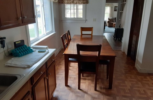 Stony Creek House | A Quiet Private Home With All Your Needs Fulfilled. Fun Year-round Destination