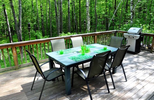 Elizabethtown Cottage | A quiet, private retreat along a babbling brook in the Adirondack High Peaks
