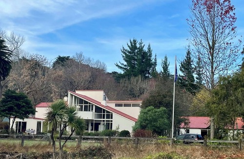 Wanstead Other | A quiet, secluded farm residence.