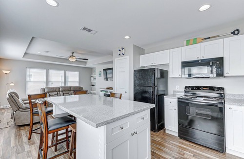 Gilchrist House | A Quietude is a lovely home, 3 bedrooms and 2 full bathrooms that sleeps 7.