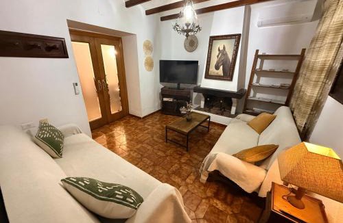 Artana House | A R Benjamín