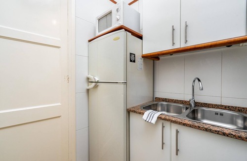 La Sagrada Familia Apartment | A rare find for those who like peace and quiet