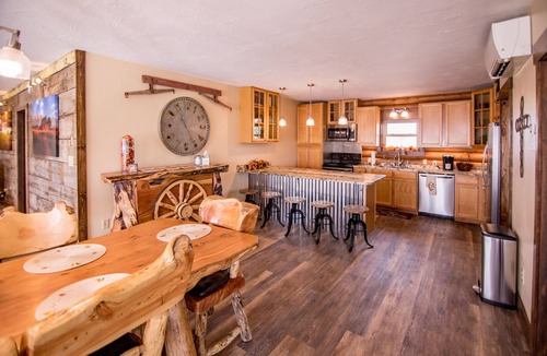 Granite Canon House | A Real Colorado Country Experience