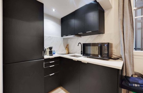 Hopital Saint-Louis Apartment | A Refined Studio in One of Paris’ Most Authentic Neighborhoods