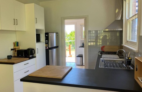 Christies Beach House | A Relaxed Coastal Home. Pet-friendly!