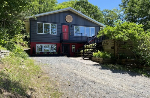 Saint-Sauveur Ski Chalet | A relaxing mountain getaway ! - Chimo Cottage