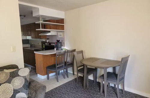 Hot Springs House | A Relaxing Place - Springs View