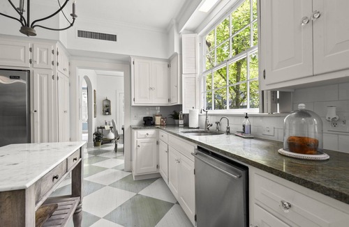 Highlands - Perkins House | A Restored Southern French Mansion Steps from LSU!