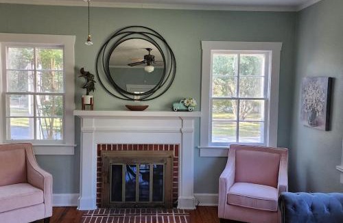 Midway House | A retro rejuvenation