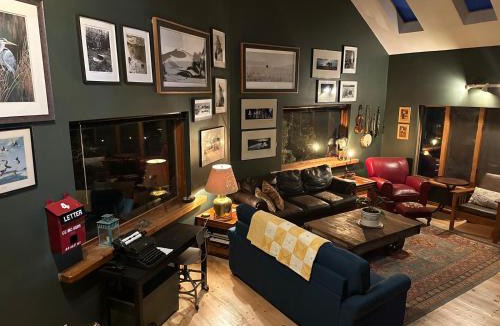 East Branch House | A River Runs Through It