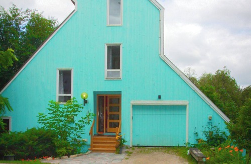 Elora House | A Riverside Gem in Elora | Crystal Retreat