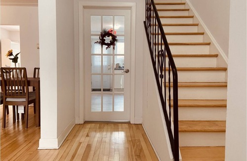 Ottawa Division House | A Room near Ottawa Downtown