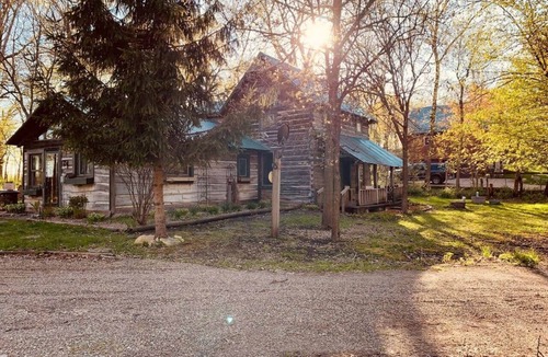 Meeker County House | A Rustic Cabin on Long Lake