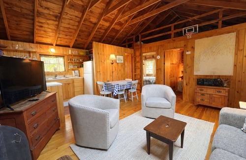 Bailey Island Cabin | A rustic Maine log cabin with water access.