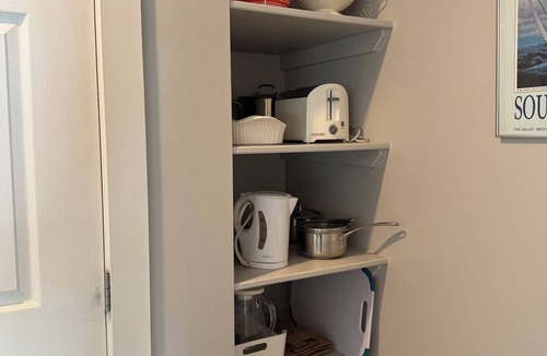 Chester Apartment | A Sailor's Paradise - Stevens Cove Guest Quarters
