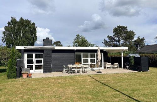 Vejlby Fed House | A Sanctuary By The Water Vejlby Fed