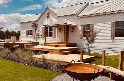 Round Top House | A Sanctuary of Stories!