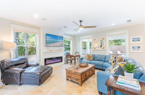 Gulf Pines House | A Sea of Blue