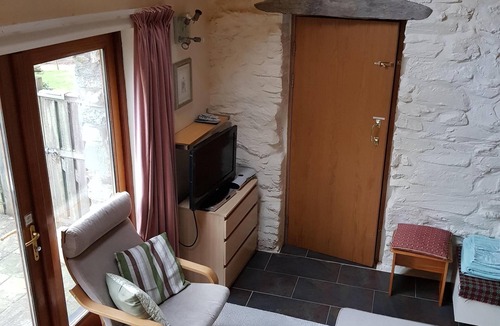 Bontddu Cottage | A Secluded Relaxing Getaway For Couples (+Pets)