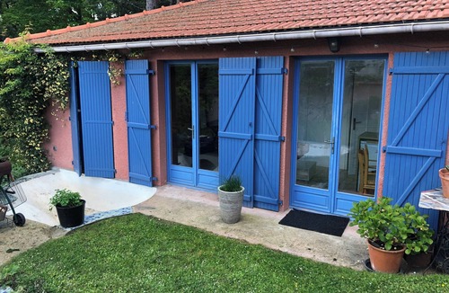 Chatou House | A self-contained studio in a green setting