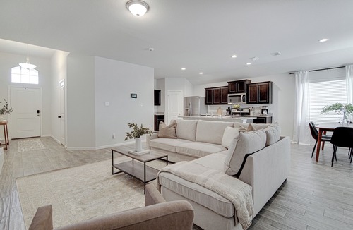 Fort Worth House | A Serene Oasis! 4-bedrooms!