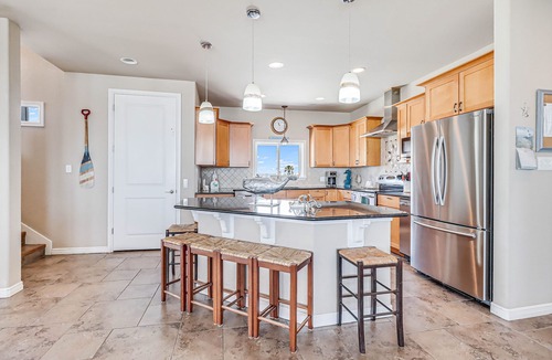Port Aransas House | A Shore Thing - Overlooking Pool/Ocean Views to South/Bay View to North